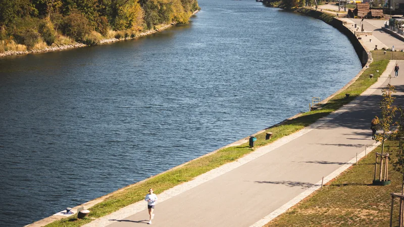A Bend in the River